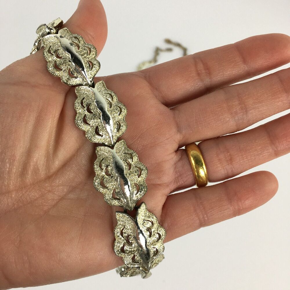 Vintage Coro Signed Silver Tone Swirls Statement Necklace and Bracelet Set of 2 - Picture 16 of 16